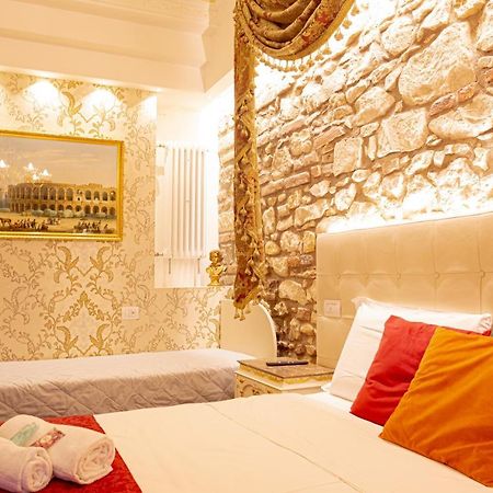 Giardini Dell'Arena Relais Hotel เวโรนา ภายนอก รูปภาพ